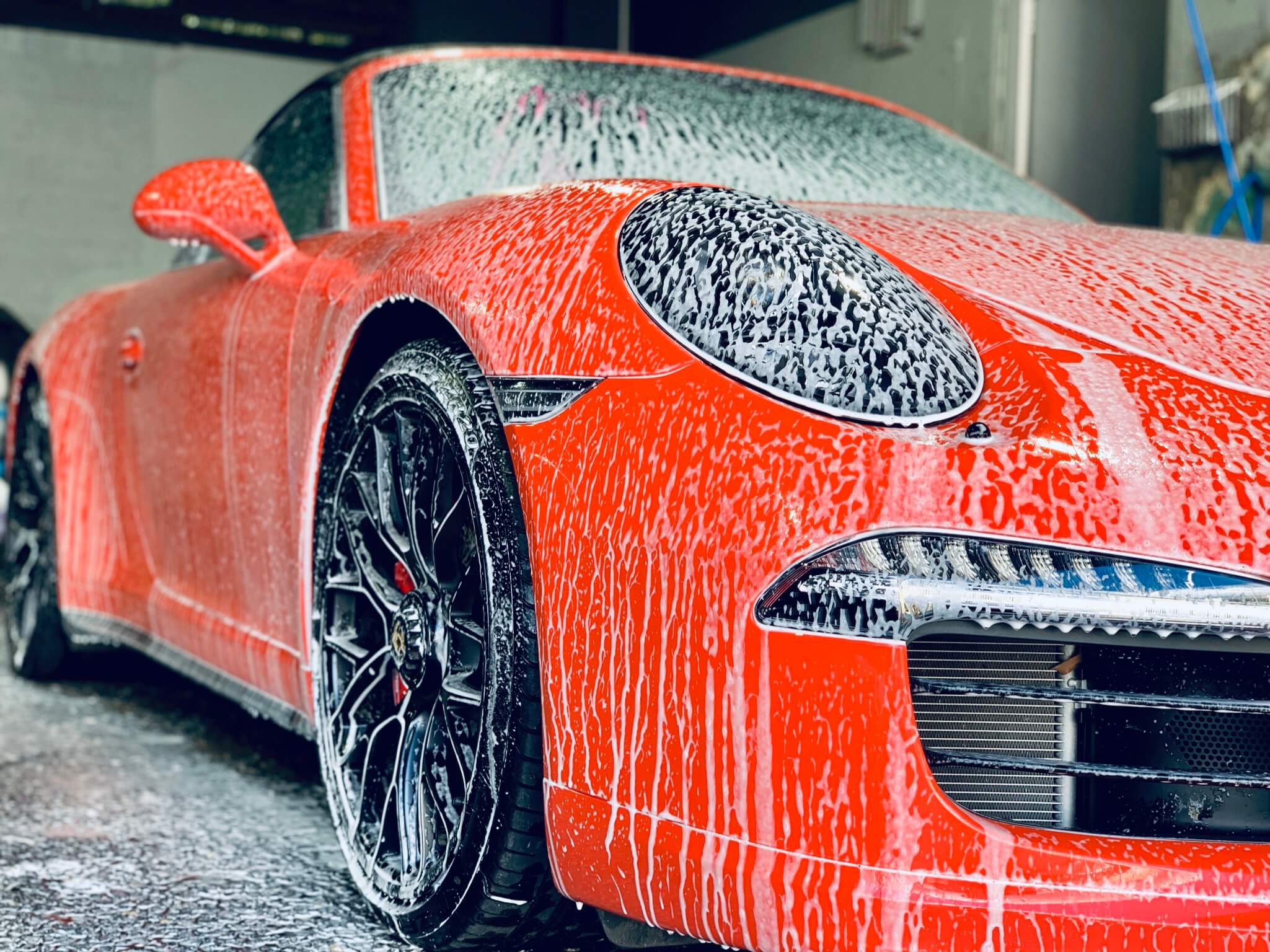 Aqua Foam Wash & Vac Plus | Medium SUV - Aqua Car Wash Miranda